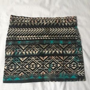 ☀️5 for $8☀️ Tribal Print Mini Skirt